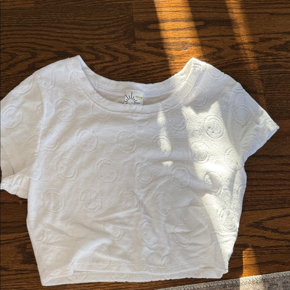 Aerie Offline Set of 2 Gray and White Cropped Tops - Picture 3 of 7